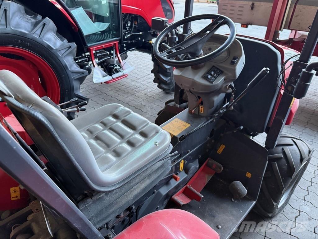 Valpadana 1330 HST コンパクトトラクター