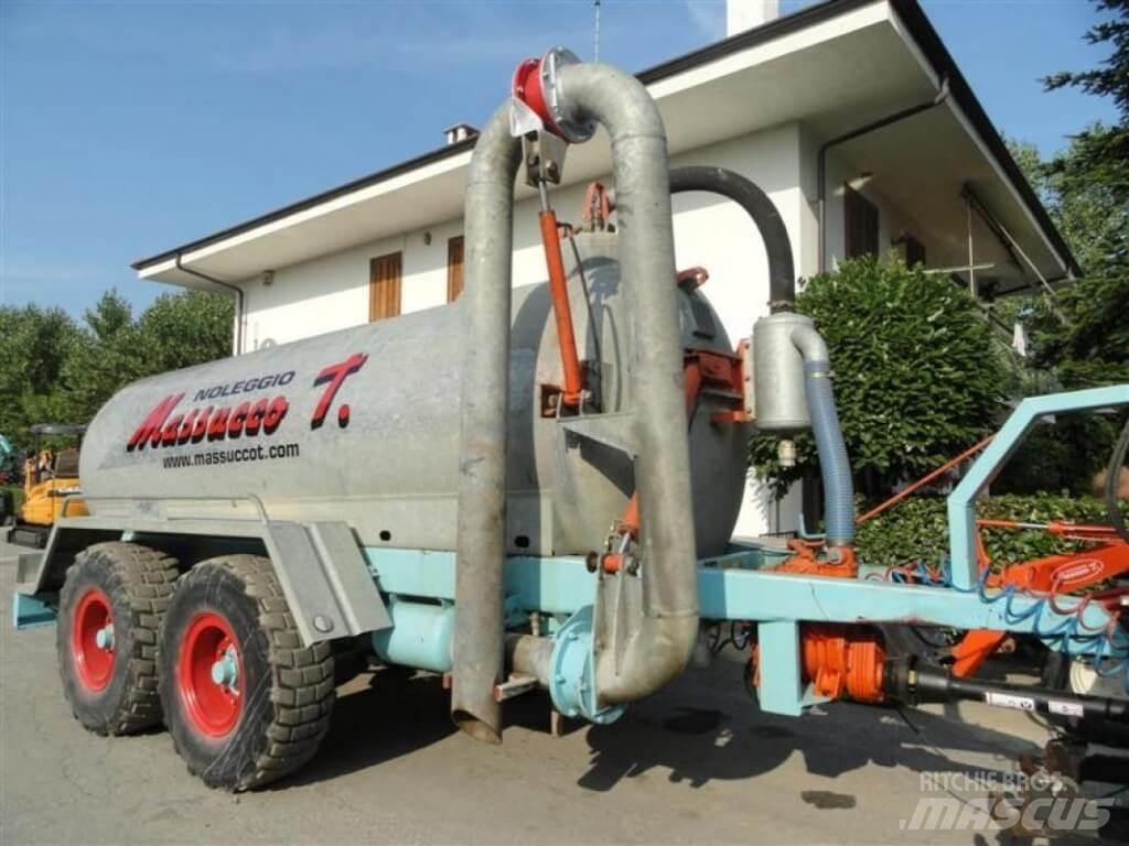 Agria Agrimac 140 CB タンカートラック
