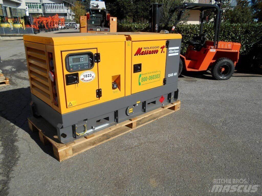 Atlas Copco QAS40 ライトタワー