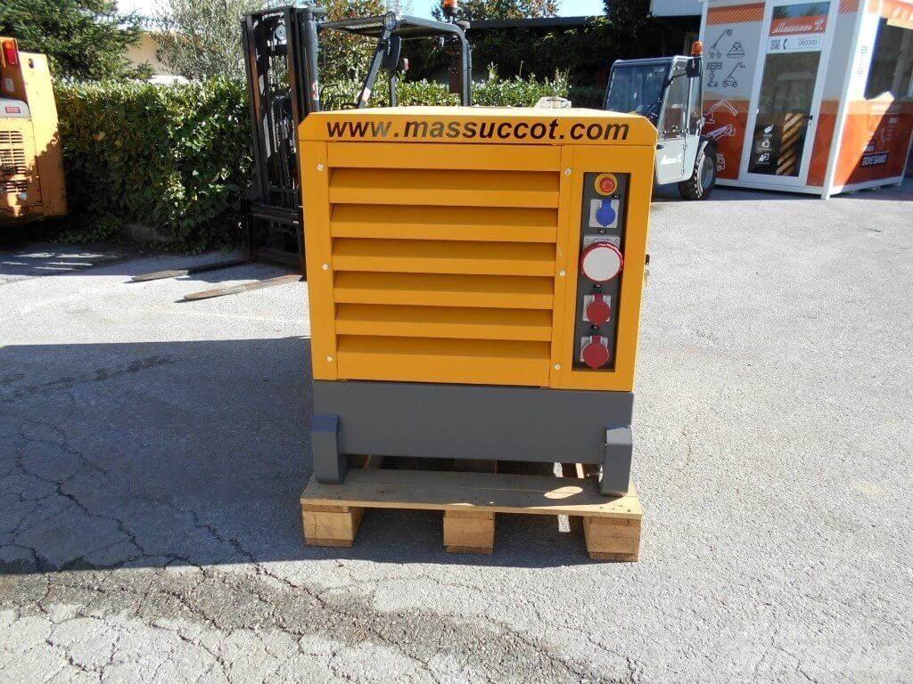 Atlas Copco QAS40 ライトタワー