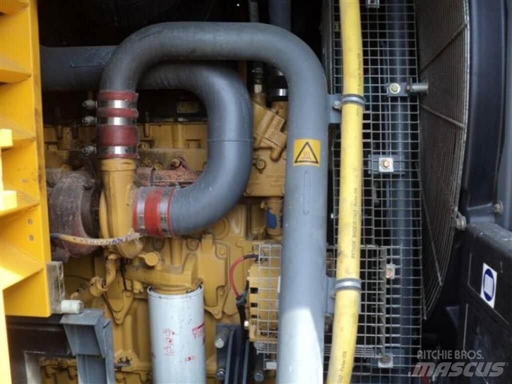 Atlas Copco XAHS 426 コンプレッサー