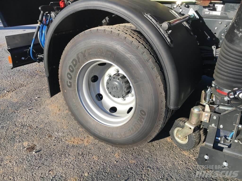Bucher Cityfant 6000 街路清掃車