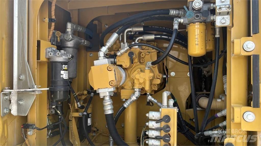 CAT 323 FLN 大型油圧ショベル12t以上（パワーショベル・ユンボ）