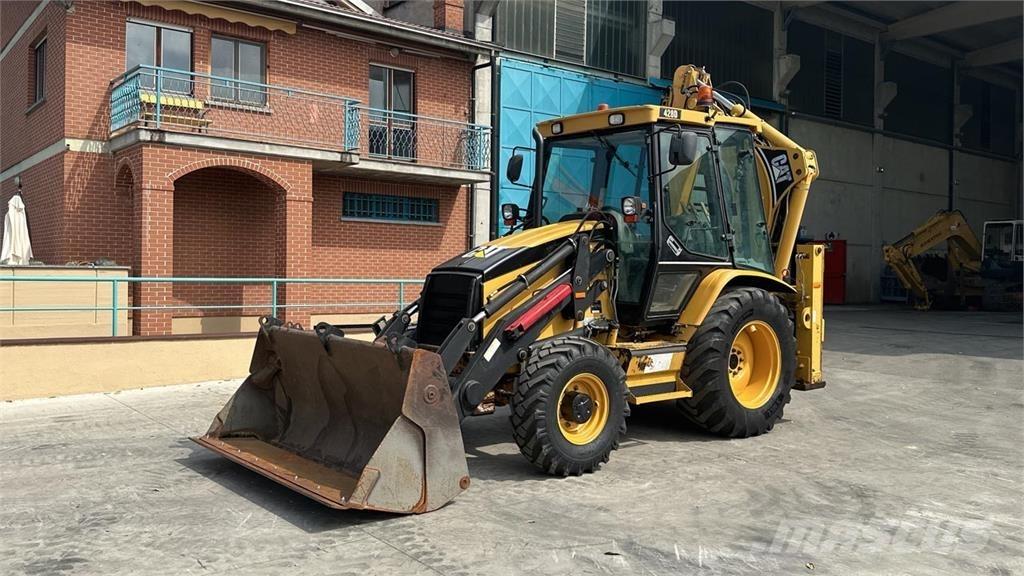 CAT 428D 4X4 バックホーローダー
