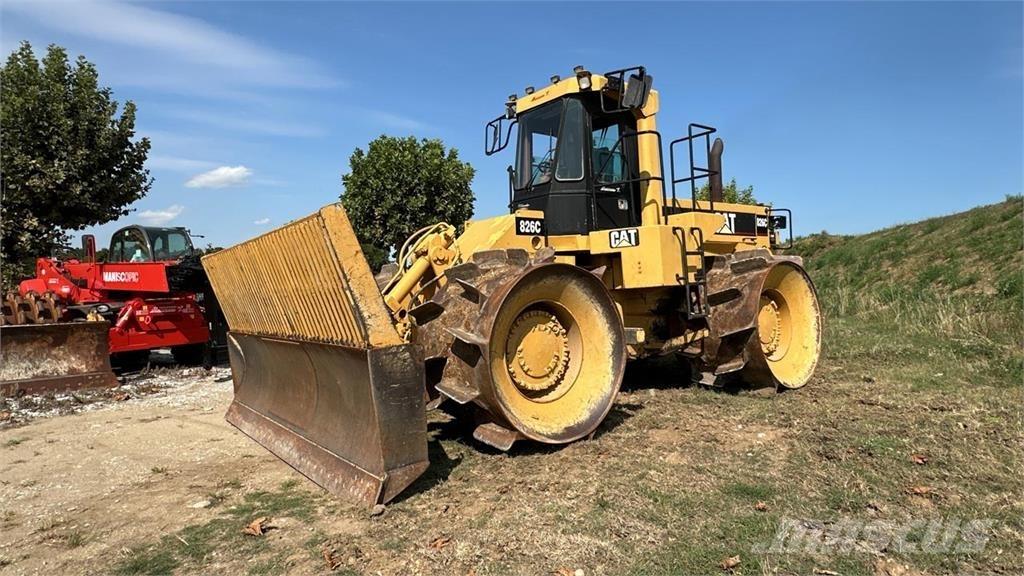 CAT 826C ブルドーザー