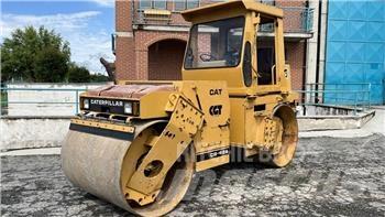 CAT CB-424 ソイルコンパクター