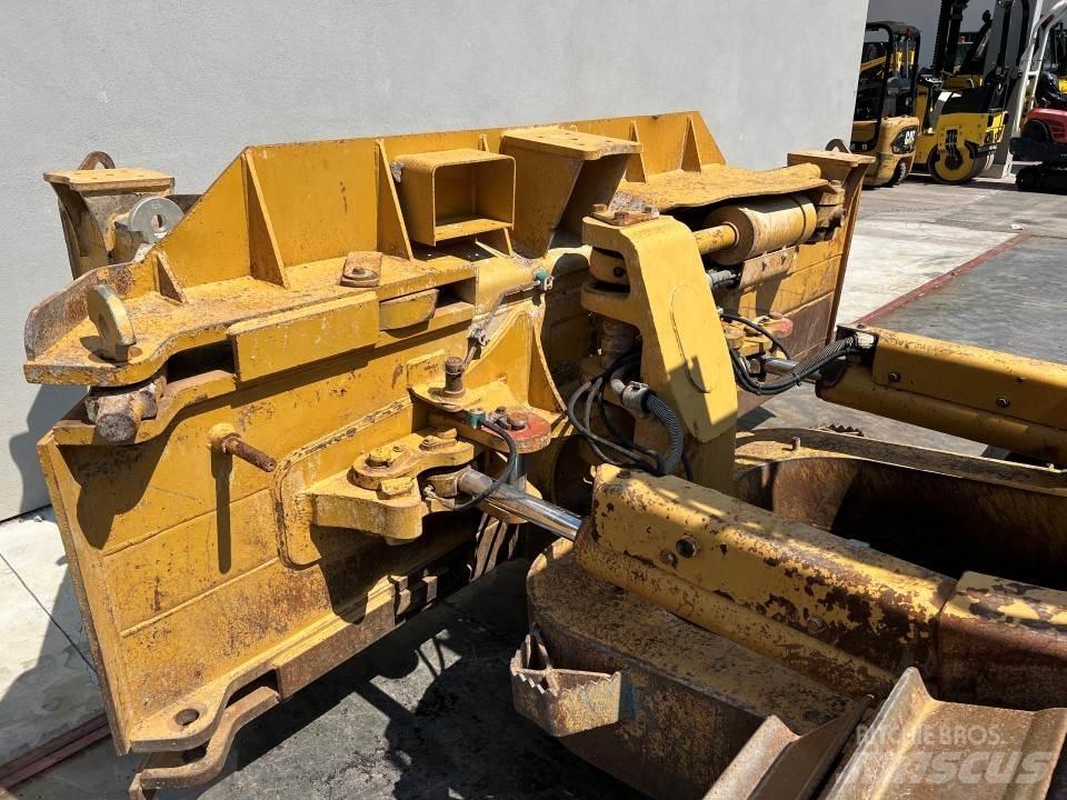 CAT D6N LGP ブルドーザー