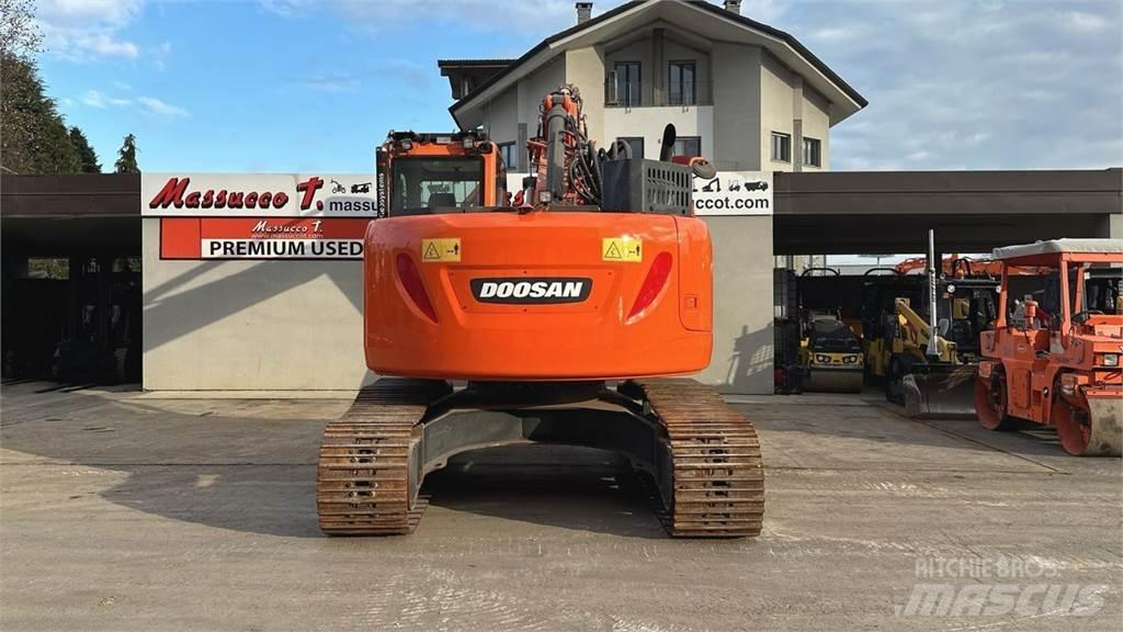 Doosan DX235LCR-5 大型油圧ショベル12t以上（パワーショベル・ユンボ）