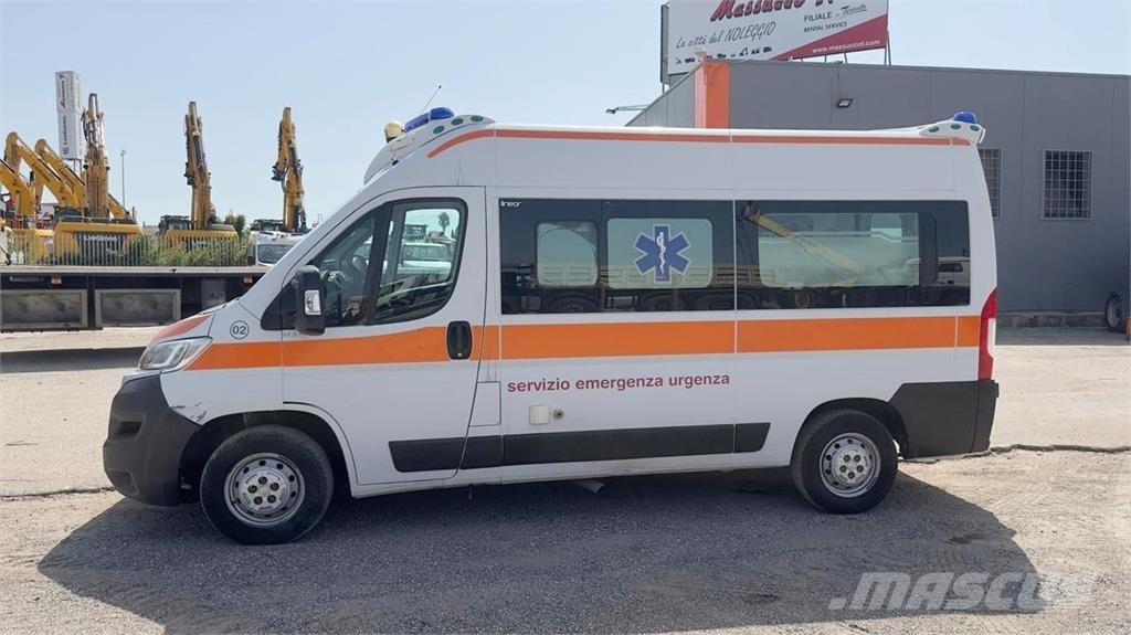 Fiat DUCATO AMBULANZA その他トラック