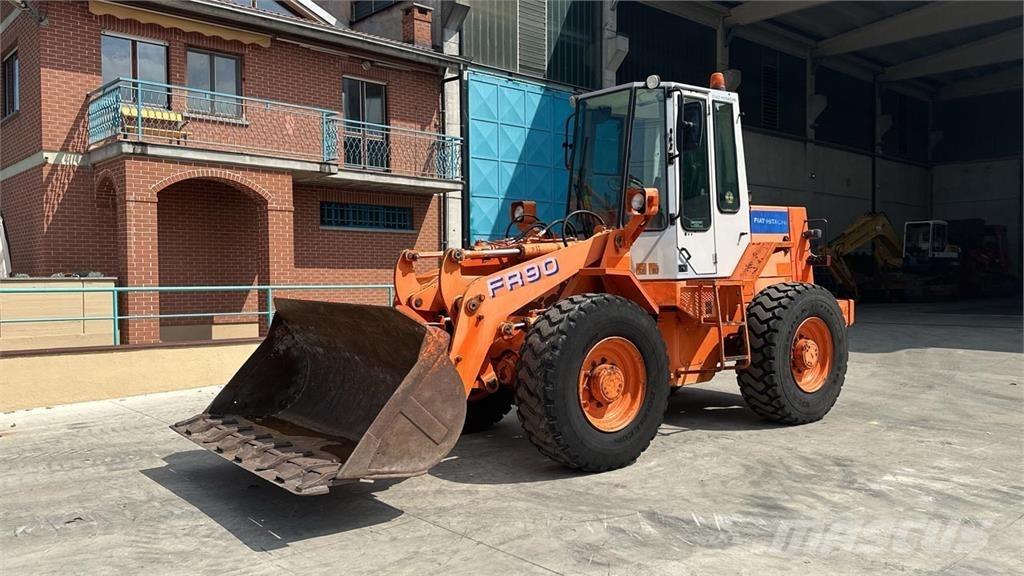 Fiat-Hitachi FR90 4X4 ホイールローダー・タイヤショベル