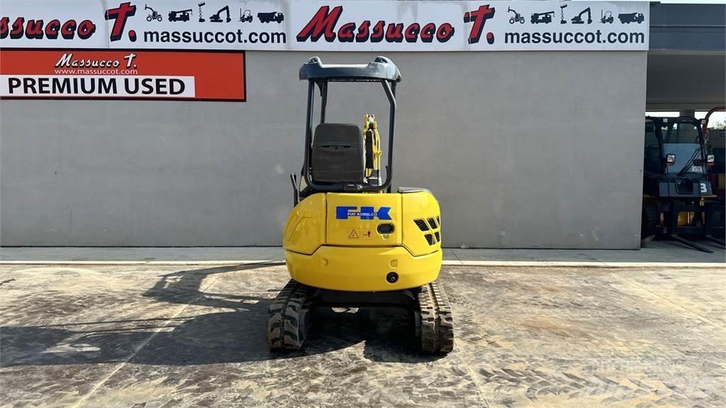 Fiat-Kobelco E20 SR ミニ油圧ショベル 7t以下（ミニユンボ・ミニディガー）