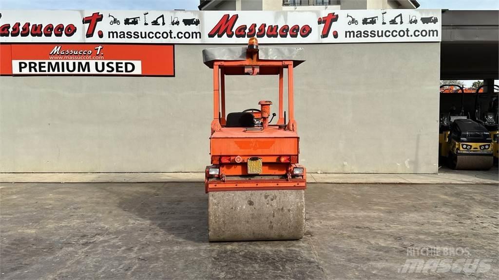 Hamm DV 3.22 ソイルコンパクター