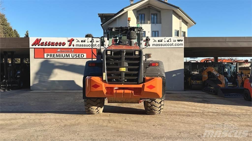 Hitachi ZW220-6 ホイールローダー・タイヤショベル