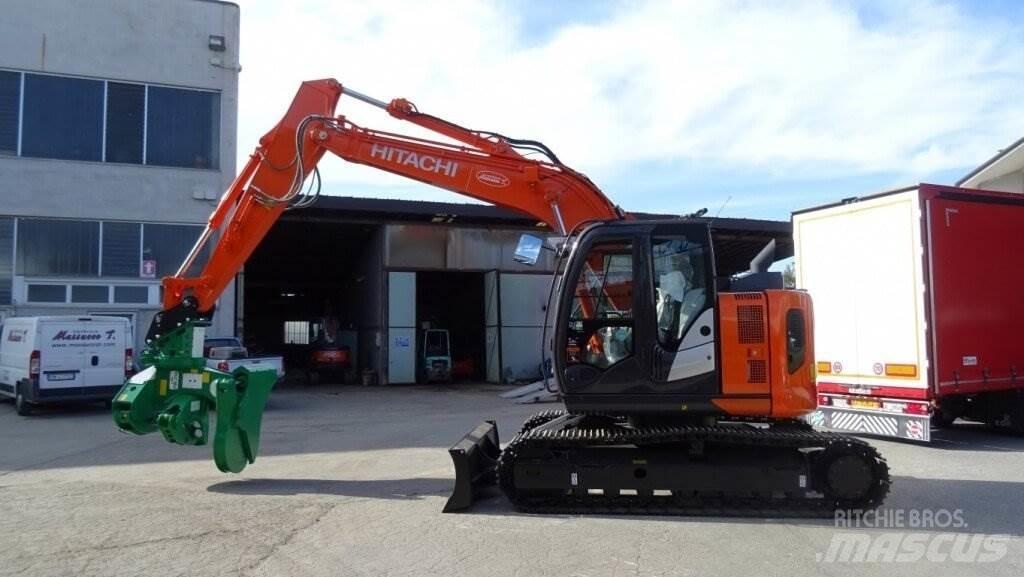 Hitachi ZX135US-6 林業油圧ショベル（パワーショベル・ユンボ・バックホー）