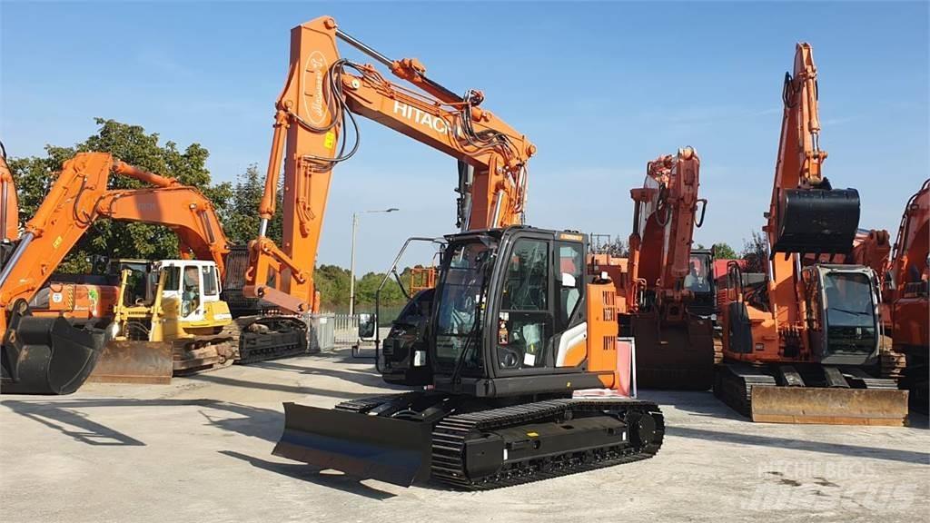 Hitachi ZX135US-7 中型油圧ショベル 7ｔ-12ｔ（ユンボ・パワーショベル・バックホー）