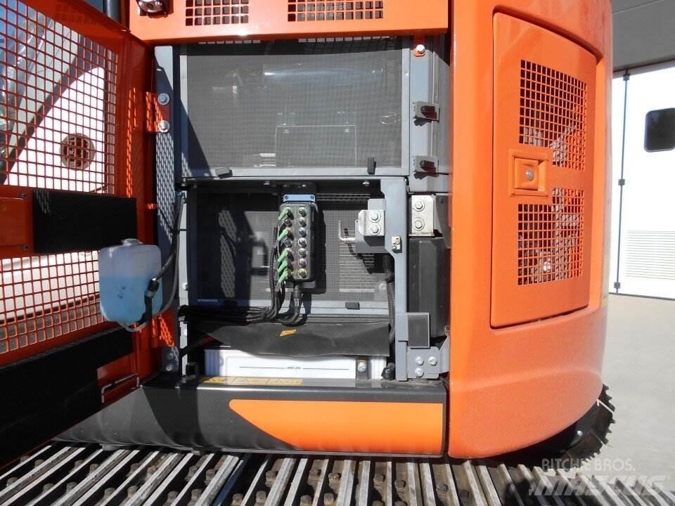 Hitachi ZX225-US6 大型油圧ショベル12t以上（パワーショベル・ユンボ）