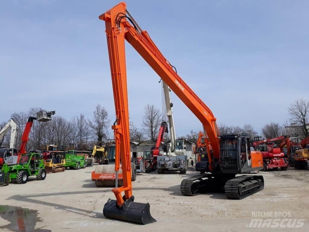 Hitachi ZX250LCN -3 SLF 大型油圧ショベル12t以上（パワーショベル・ユンボ）