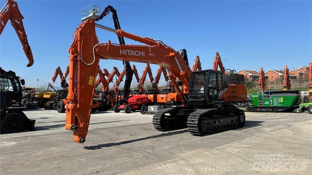 Hitachi ZX530LCH-7 大型油圧ショベル12t以上（パワーショベル・ユンボ）
