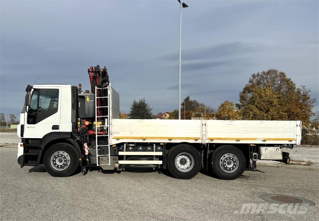 Iveco 350 6X2 その他トラック