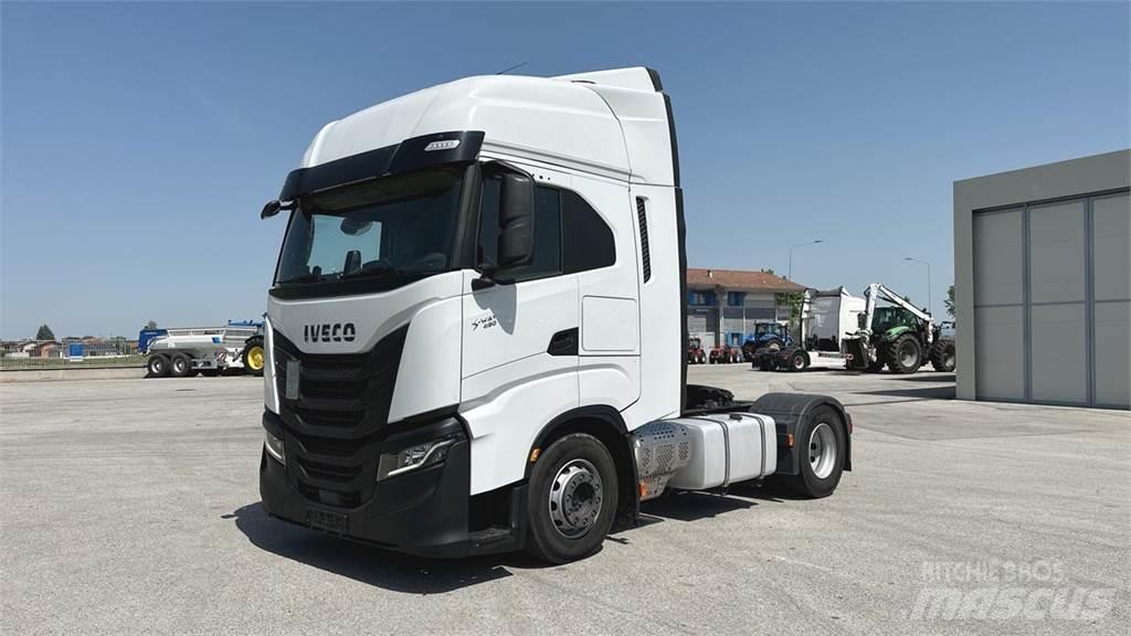 Iveco S-WAY 490 4x2 その他トラック