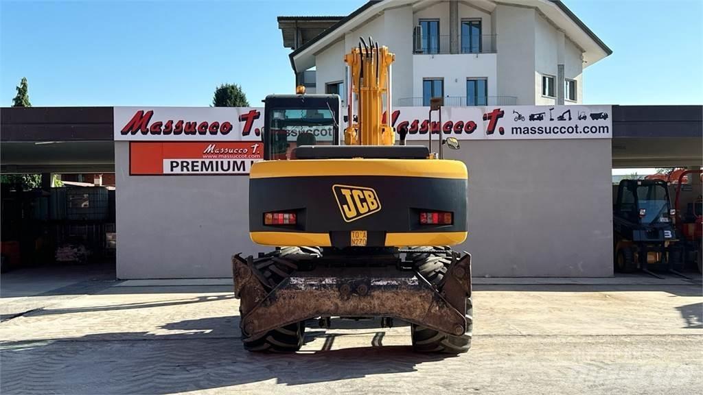JCB JS130W 4x4 ホイール式油圧ショベル（パワーショベル・ユンボ・バックホー）