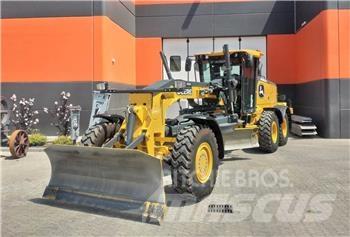 John Deere 622 GP 6X6 ブルドーザー