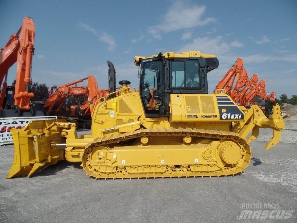 Komatsu D61 EXi ブルドーザー