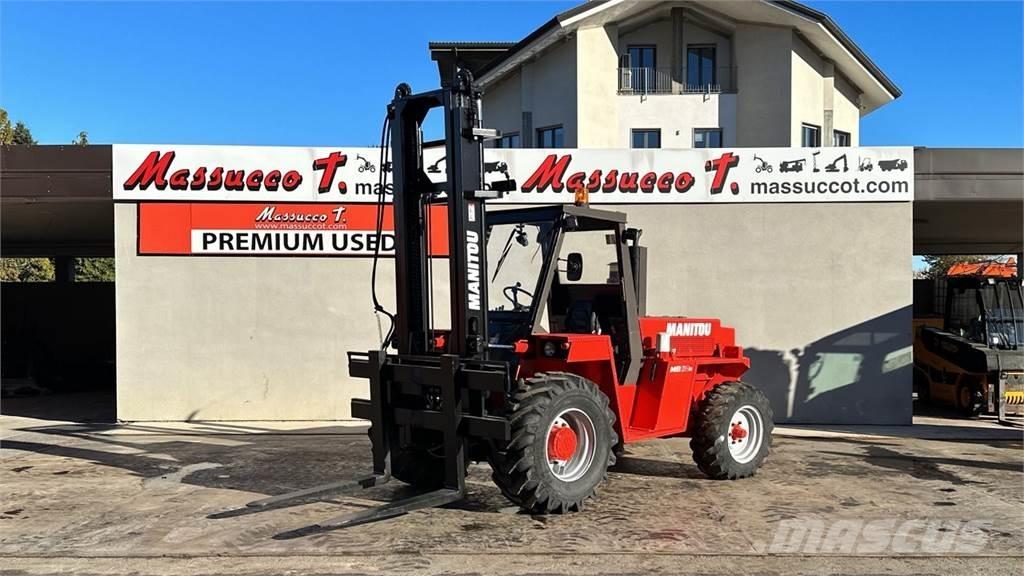 Manitou MB60H 4X2 ラフターテレントラック