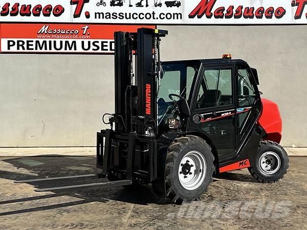 Manitou MC 30.4 4X4 ラフターテレントラック