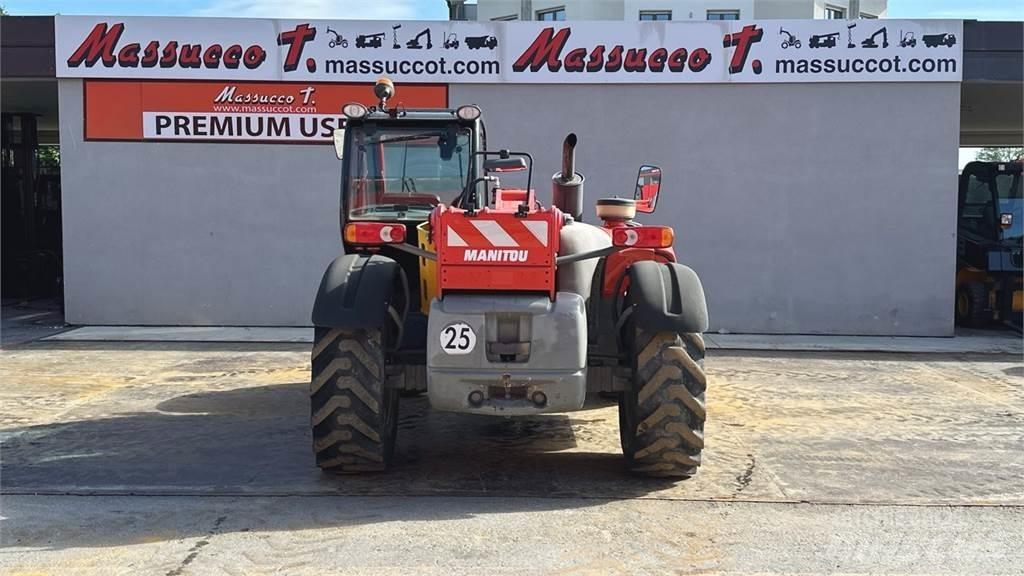 Manitou MT932 4x4x4 テレスコーピックハンドラー