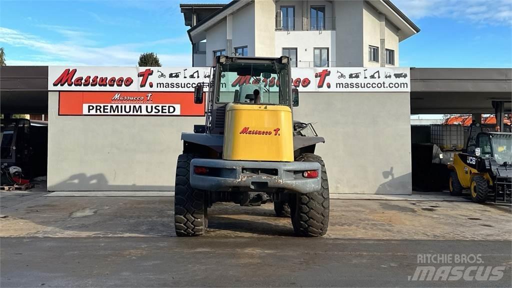 Mecalac AS210 4X4 ホイールローダー・タイヤショベル