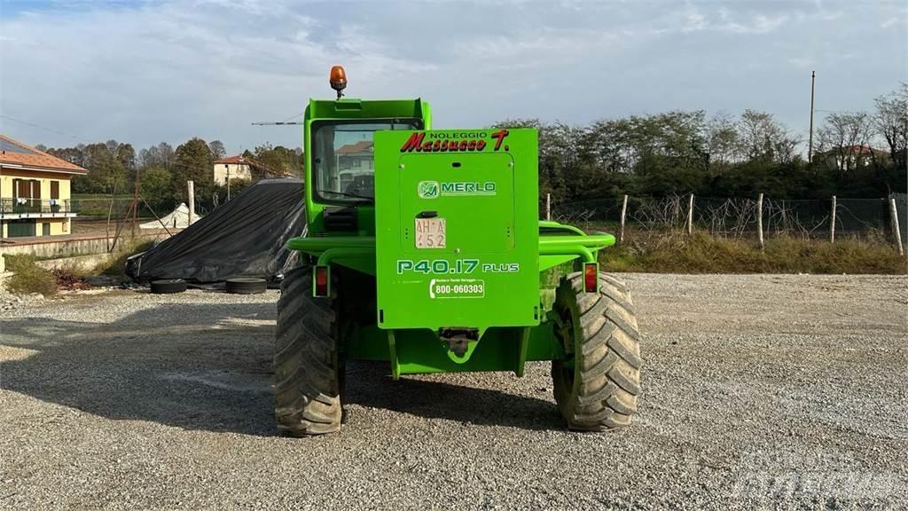 Merlo P40.17 4X4 テレスコーピックハンドラー