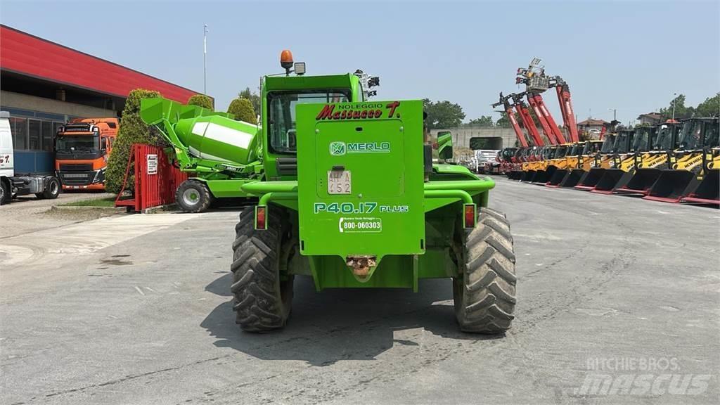 Merlo P40.17 4x4 テレスコーピックハンドラー