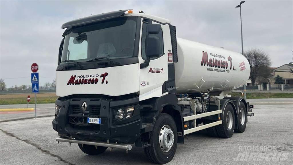 Renault KERAX 6X4 タンカートラック
