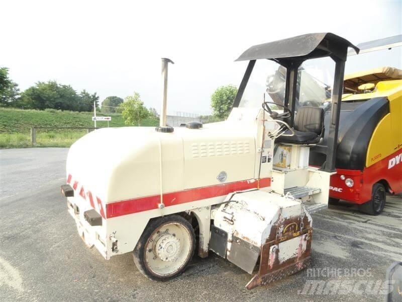 Roadtec RX-10 123 アスファルトフィニッシャ