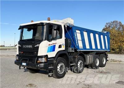 Scania P500 XT 8X4 その他トラック