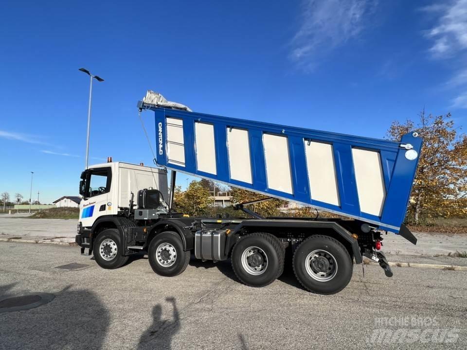 Scania P500 XT 8X4 その他トラック