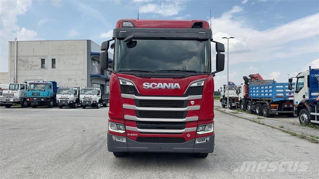 Scania R650 8x4 その他トラック