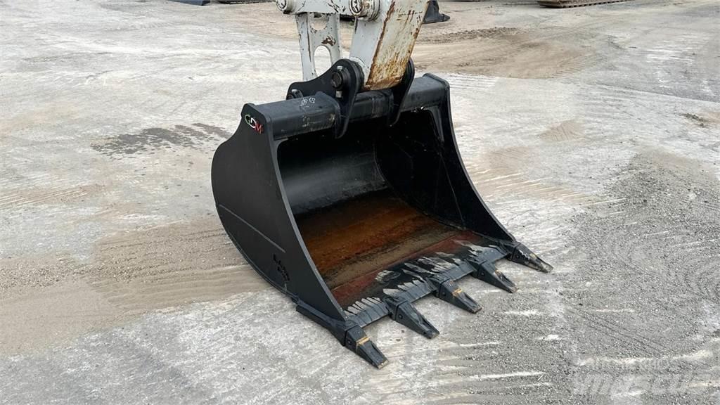 Takeuchi TB2150R 中型油圧ショベル 7ｔ-12ｔ（ユンボ・パワーショベル・バックホー）