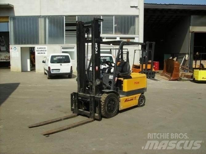 TCM VM400 FB30 バッテリーフォークリフト