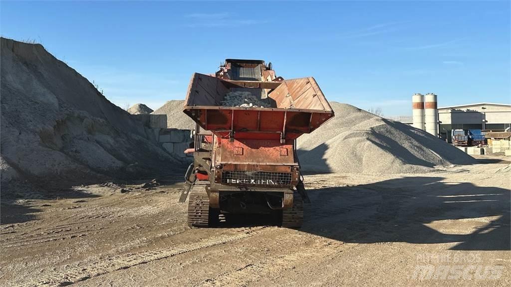 Terex Finlay C-1540 ミル
