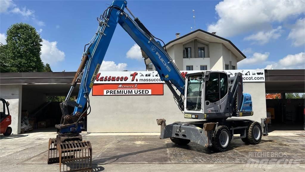 Terex MHL 250 ホイール式油圧ショベル（パワーショベル・ユンボ・バックホー）