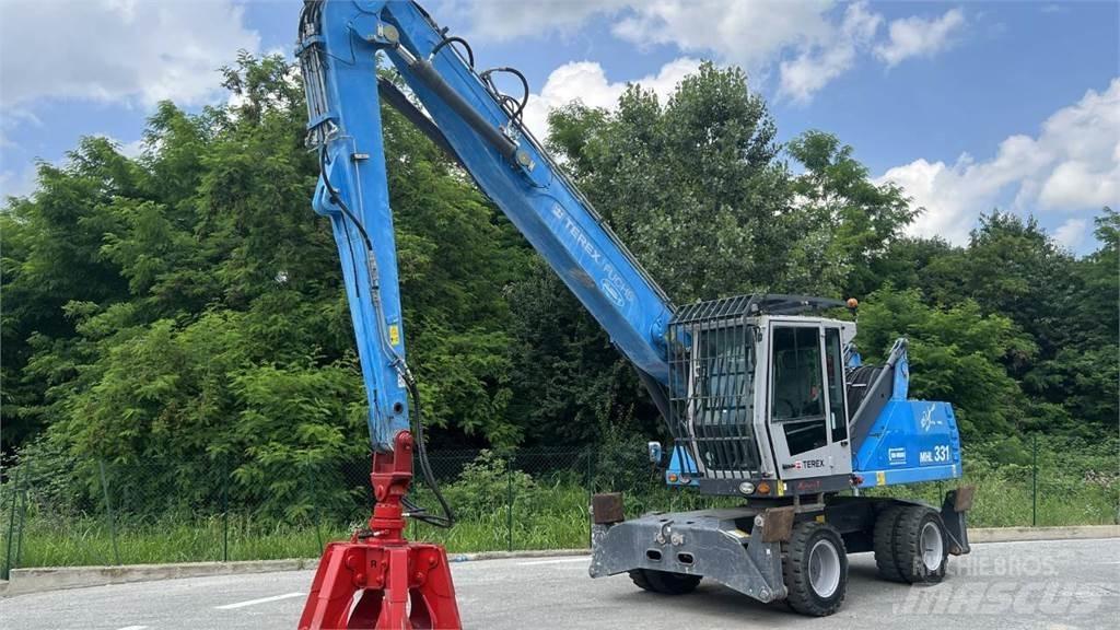 Terex MHL 331 ホイール式油圧ショベル（パワーショベル・ユンボ・バックホー）