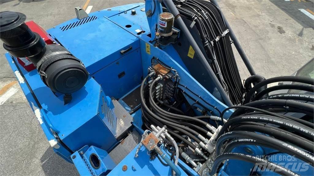 Terex MHL 331 ホイール式油圧ショベル（パワーショベル・ユンボ・バックホー）