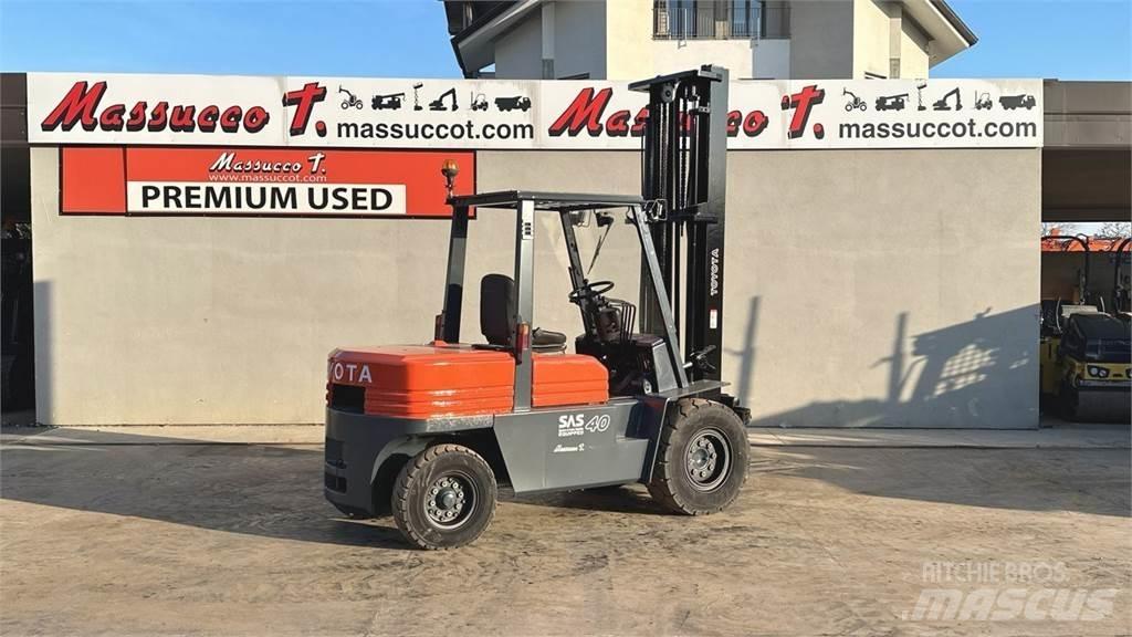 Toyota 02-5FD40 ディーゼル・軽油