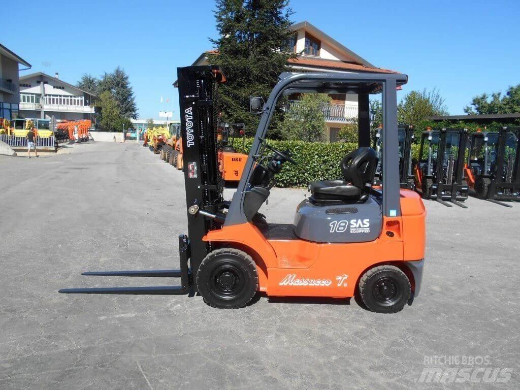 Toyota 02-7FDF18 ディーゼル・軽油