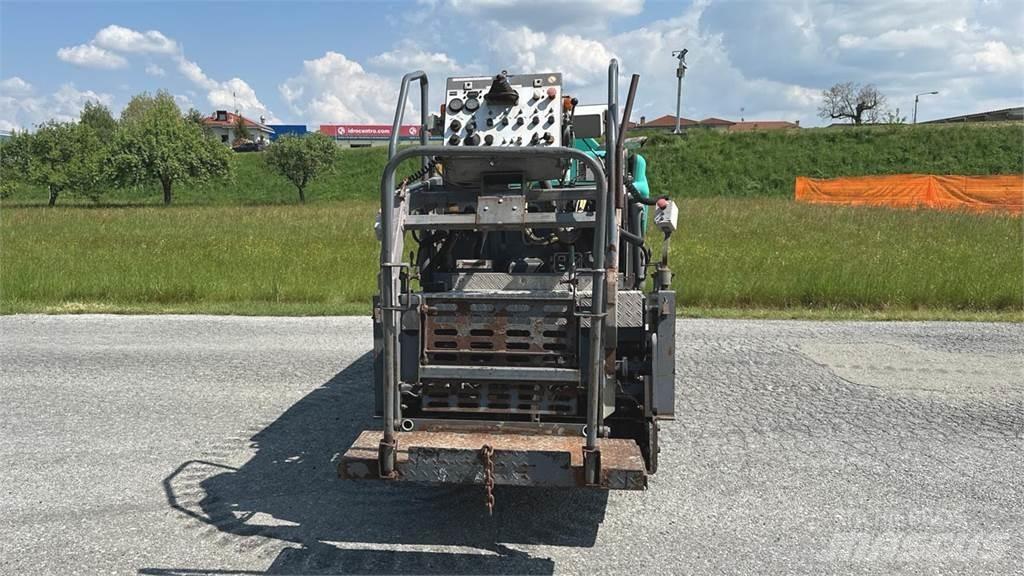 Vögele Super 800 アスファルトフィニッシャ