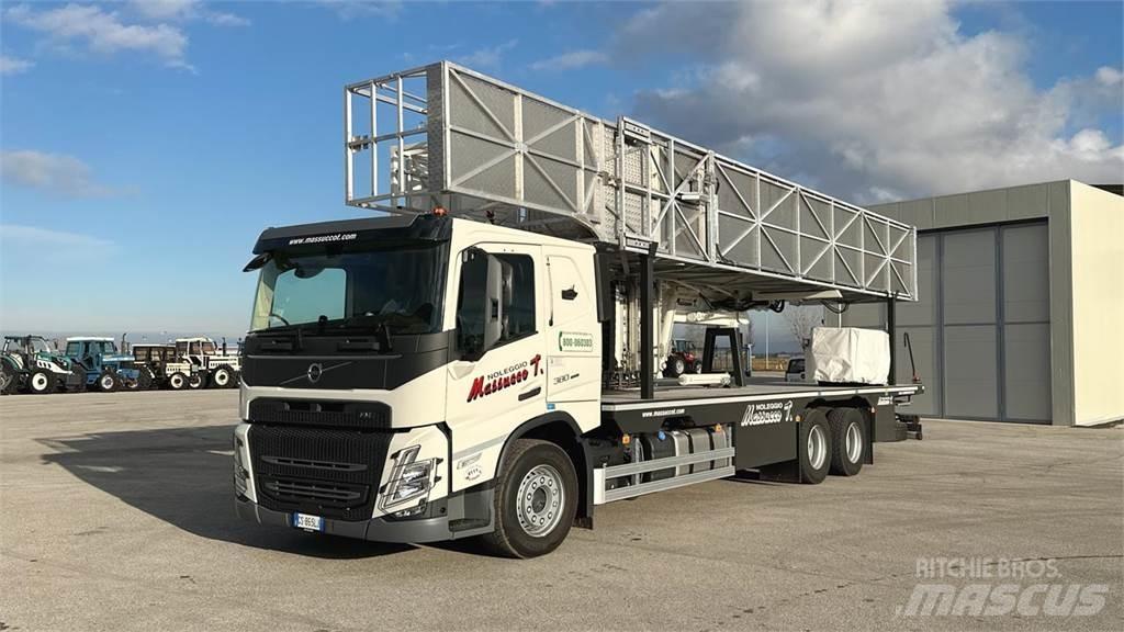 Volvo FM 11 BARIN 6x4 トラック高所作業車