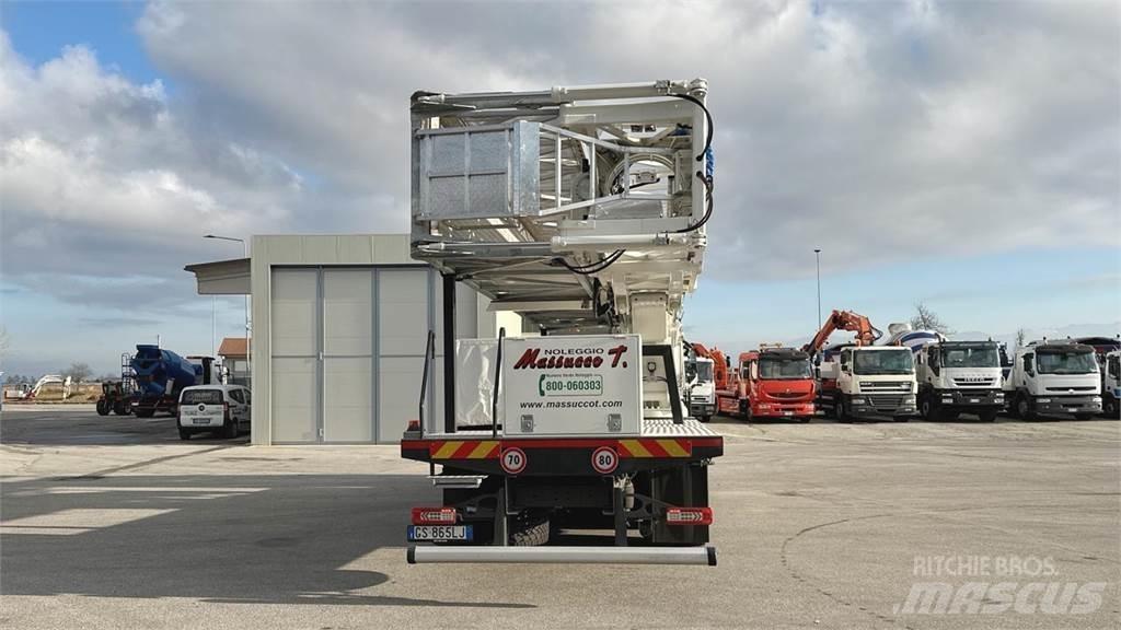 Volvo FM 11 BARIN 6x4 トラック高所作業車