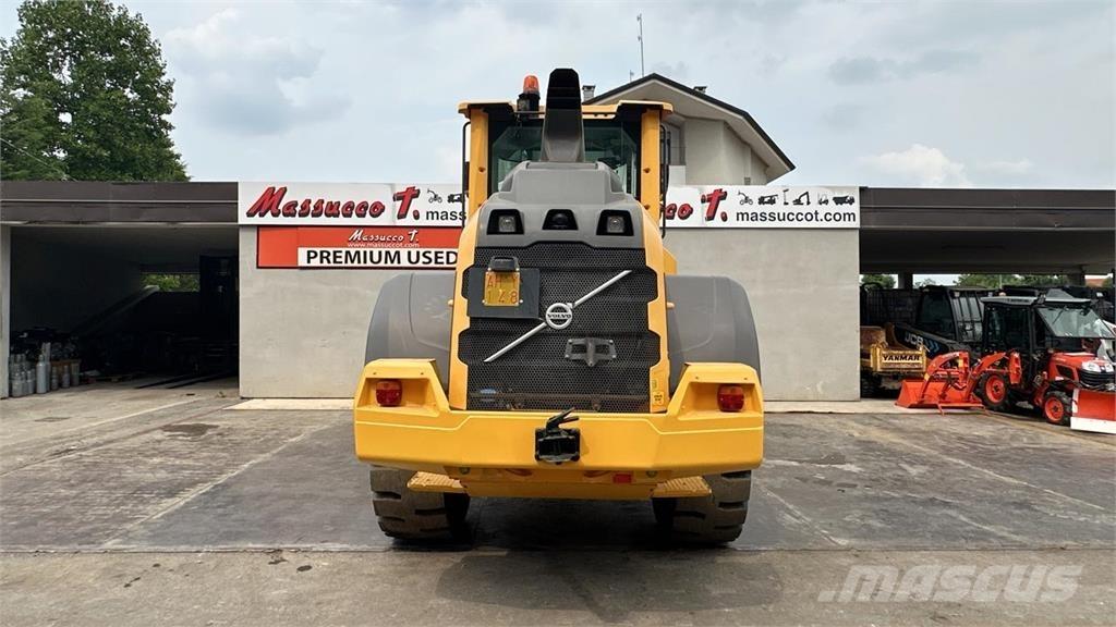 Volvo L60H 4X4 サイト　ダンプ